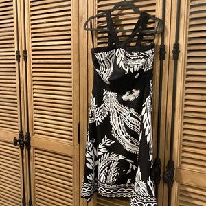 Gorgeous Black & White halter dress